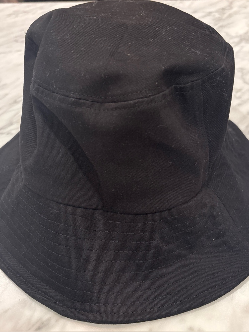 Bucket hat